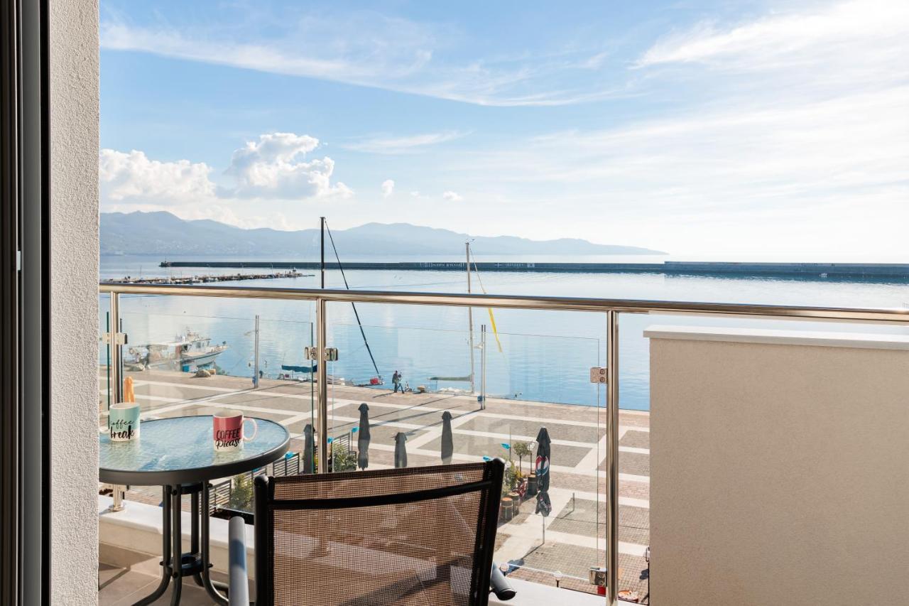 Georgia Seaview Apartment B1 Kalamata Exterior photo